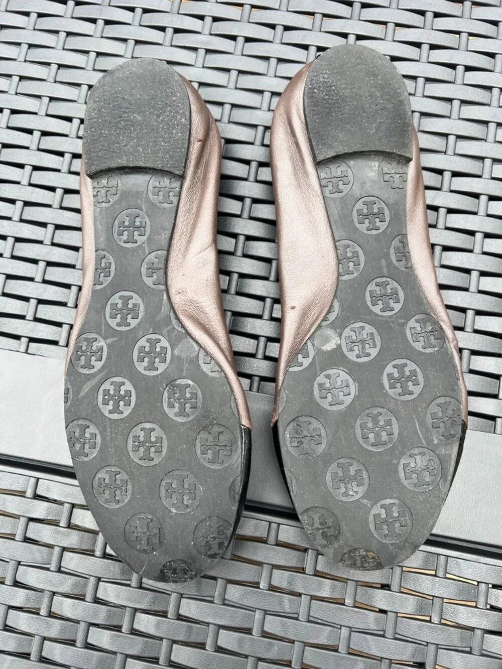 Tory Burch Reva Ballet Flats RARE two-tone Brown Black Patent Gold Logo